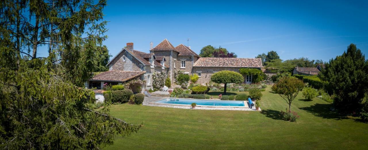 Chambres D'Hotes La Pocterie Vouneuil-sur-Vienne ภายนอก รูปภาพ